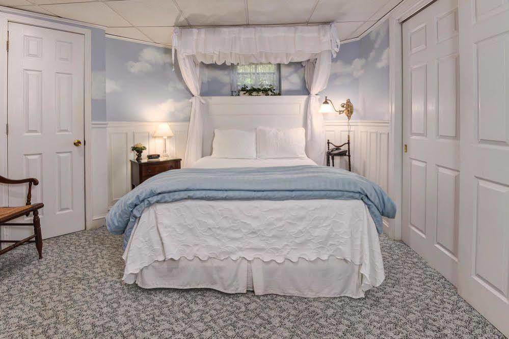 The 1899 Wright Inn & Carriage House แอชวิลล์ ภายนอก รูปภาพ