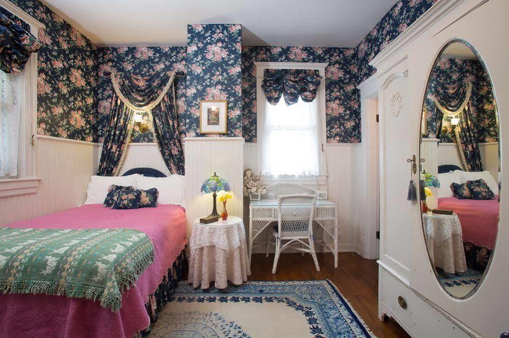 The 1899 Wright Inn & Carriage House แอชวิลล์ ภายนอก รูปภาพ